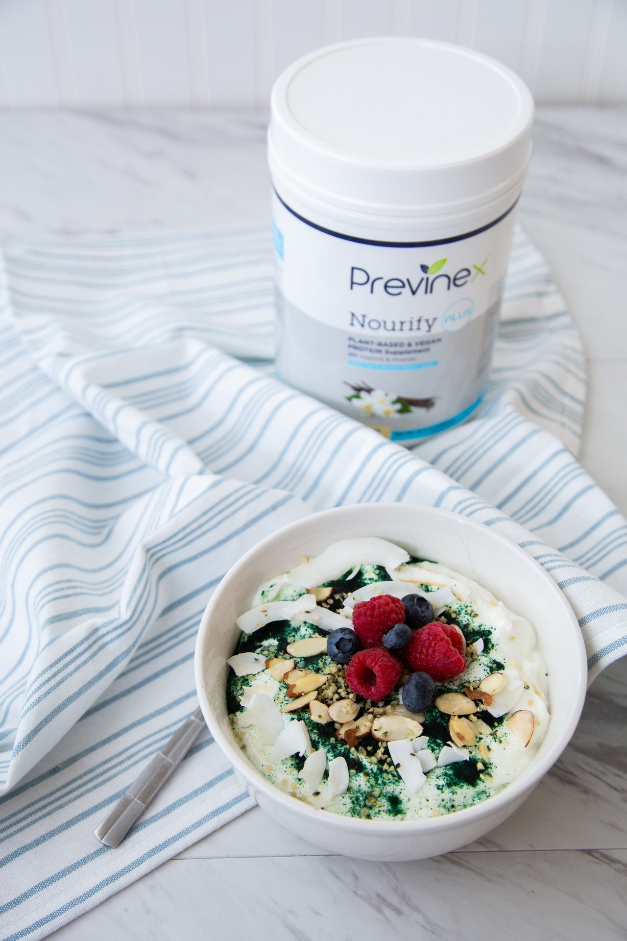 Super Green Smoothie Bowl