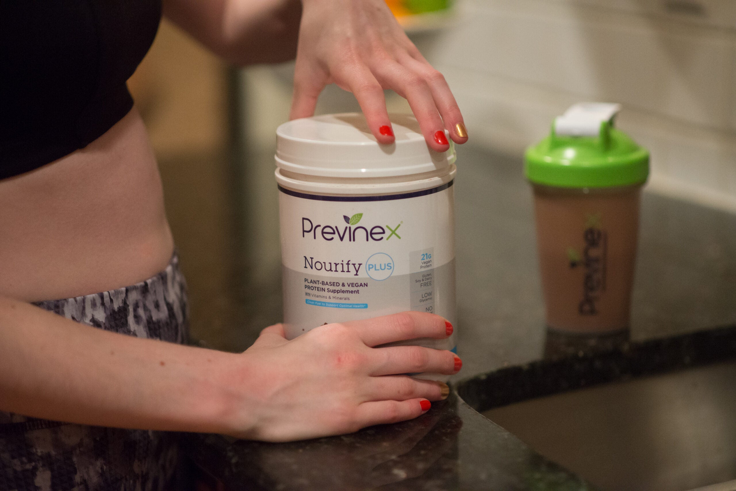 6 Easy Ways to Hack a Protein Powder Label